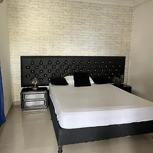 Pensión Habitacion, Medellín